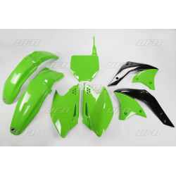 UFO KOMPLET PLASTIKÓW KAWASAKI KXF 250 '06 KOLOR ZIELONY